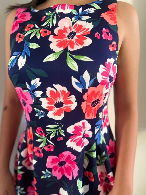 Vestido Vince Camuto